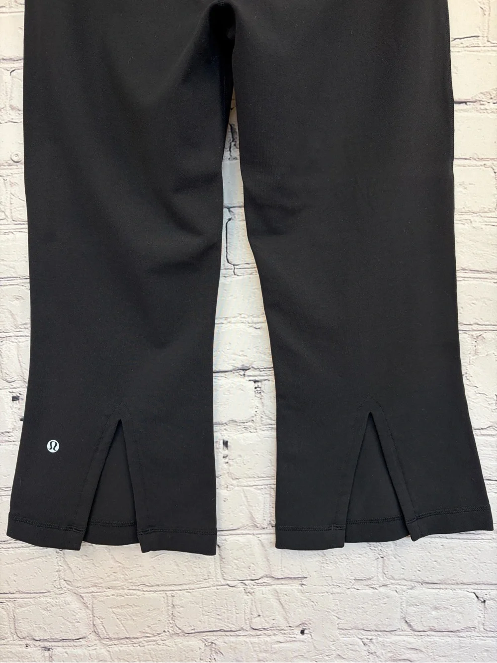 Lululemon Boogie Crop Split Hem Cropped Yoga Pants Black Sz 8